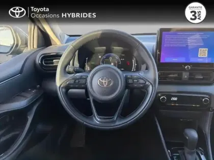 Photo 8 Toyota Yaris  116h Design 5p MC24