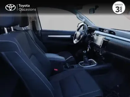 Photo 5 Toyota Hilux  2.8 D-4D X-Tra Cabine Légende 4WD RC21