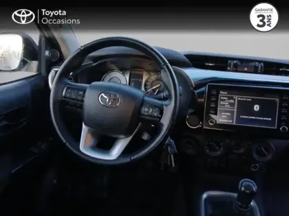 Photo 8 Toyota Hilux  2.8 D-4D X-Tra Cabine Légende 4WD RC21