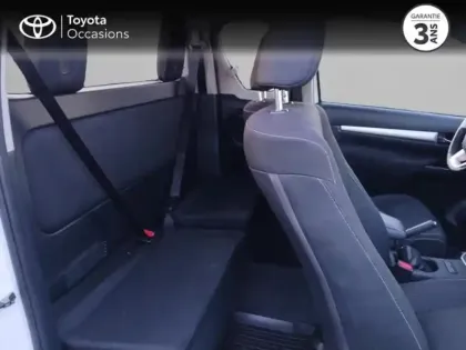 Photo 6 Toyota Hilux  2.8 D-4D X-Tra Cabine Légende 4WD RC21