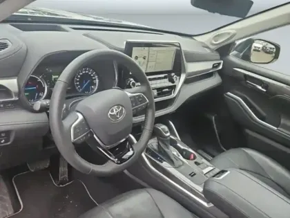 Photo 7 Toyota Highlander  2.5 Hybrid 248ch Lounge AWD-I MY22