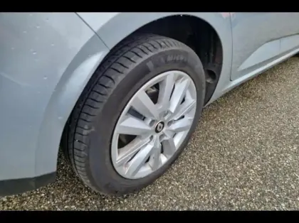 Photo 12 Renault Megane  1.5 Blue dCi 115ch Business -21N