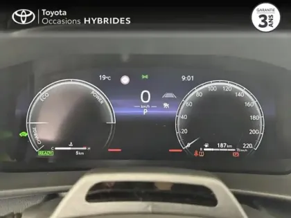 Photo 13 Toyota C-HR  1.8 Hybride 140ch Graphic MY26