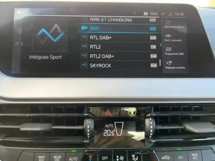 Photo 13 BMW Serie 1 Gén. III (F40) Ph1 Business Design 5