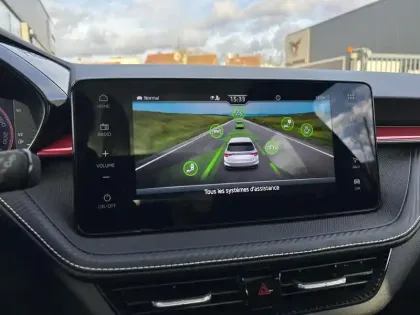 Photo 15 Skoda Fabia  1.5 TSI 150 ch DSG7