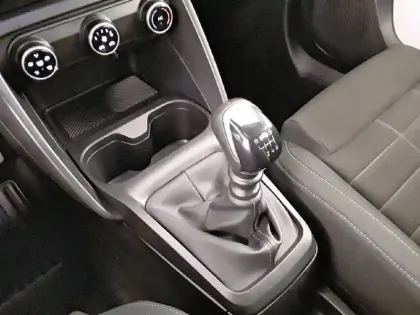 Photo 13 Citroën C3  Turbo 100 ch BVM6