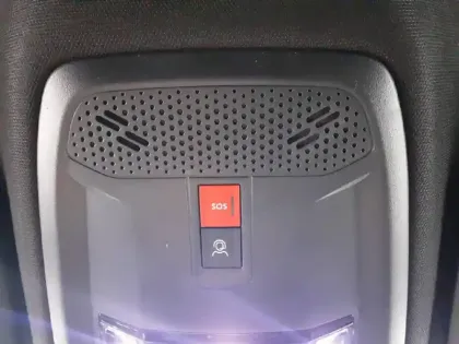 Photo 26 Peugeot 2008  Hybrid 145 e-DCS6