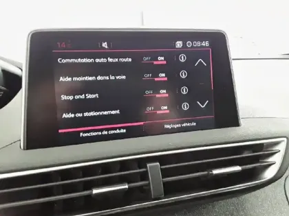 Photo 21 Peugeot 3008  Puretech 130ch S&S EAT8