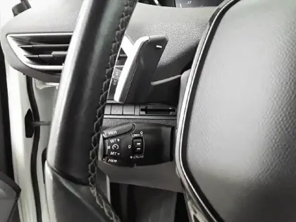 Photo 25 Peugeot 3008  Puretech 130ch S&S EAT8