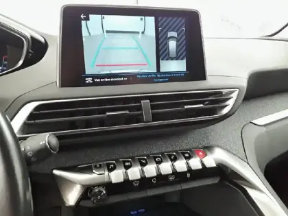 Photo 17 Peugeot 3008  Puretech 130ch S&S EAT8