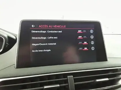 Photo 23 Peugeot 3008  Puretech 130ch S&S EAT8