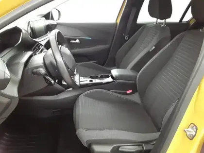 Photo 10 Peugeot 208  Electrique 50 kWh 136ch