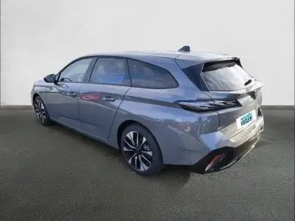 Photo 6 Peugeot 308  SW Hybrid 145 e-DCS6