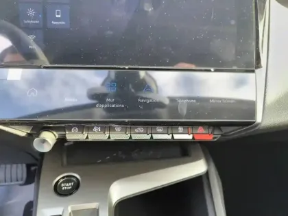 Photo 14 Peugeot 308  SW Hybrid 145 e-DCS6