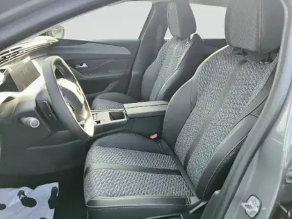 Photo 10 Peugeot 308  SW Hybrid 145 e-DCS6