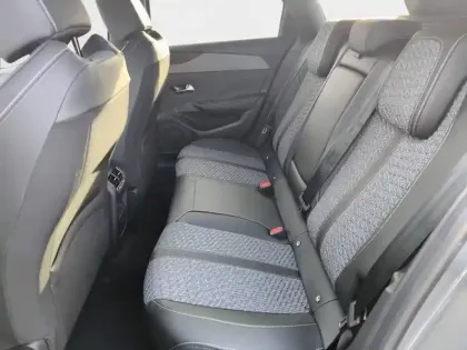 Photo 11 Peugeot 308  SW Hybrid 145 e-DCS6