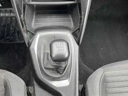 Photo 13 Peugeot 2008  BlueHDi 110 S&S BVM6