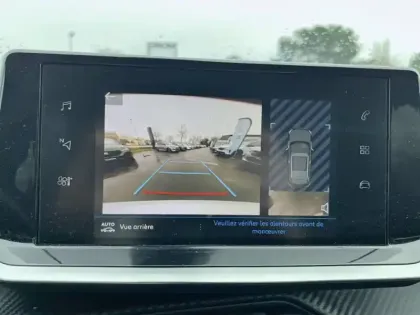 Photo 14 Peugeot 2008  BlueHDi 110 S&S BVM6