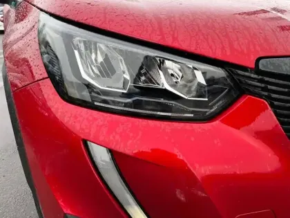 Photo 15 Peugeot 2008  BlueHDi 110 S&S BVM6