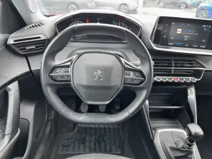 Photo 8 Peugeot 2008  BlueHDi 110 S&S BVM6