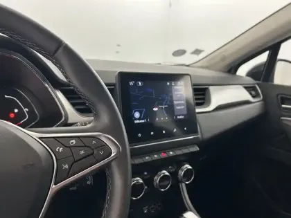 Photo 13 Renault Captur  E-Tech 145 - 21