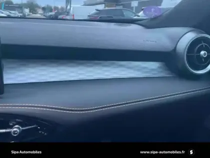 Photo 21 Alfa Romeo Tonale  1.3 Hybride Rechargeable PHEV 280ch AT6 e-Q4