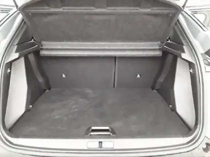 Photo 5 Peugeot 2008  Hybrid 136 e-DCS6