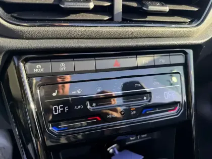 Photo 17 Volkswagen T-roc  Cabriolet 1.5 TSI EVO2 150 Start/Stop DSG7