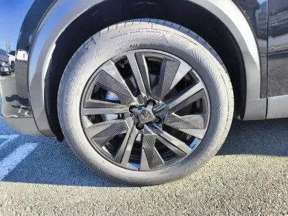 Photo 32 Peugeot 2008  Hybrid 145 e-DCS6