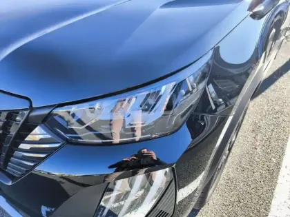 Photo 35 Peugeot 2008  Hybrid 145 e-DCS6