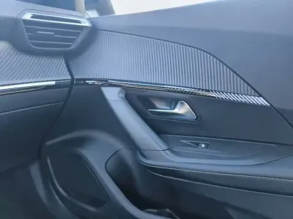 Photo 39 Peugeot 2008  Hybrid 145 e-DCS6