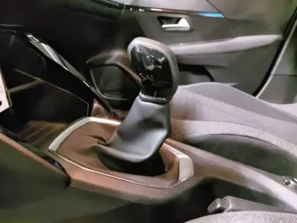 Photo 13 Peugeot 208 Gén. II Ph1 NG Style 5