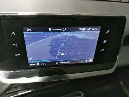 Photo 19 Peugeot 208 Gén. II Ph1 NG Style 5