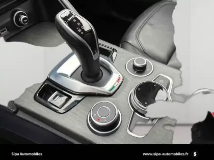 Photo 17 Alfa Romeo Stelvio  2.2 160 ch AT8