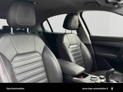 Photo 11 Alfa Romeo Stelvio  2.2 160 ch AT8