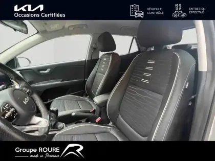 Photo 10 Kia Stonic  1.0 T-GDi 100 ch BVM6