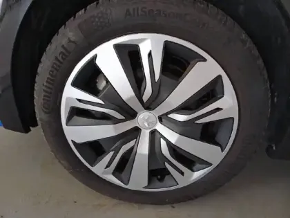 Photo 12 Peugeot 208  Electrique 50 kWh 136ch