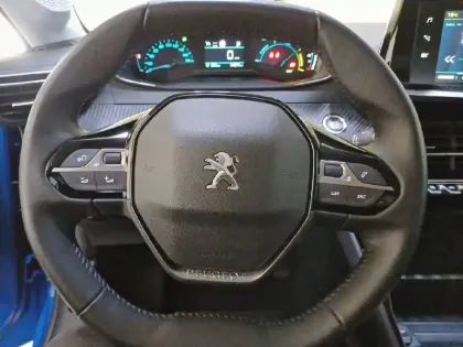 Photo 8 Peugeot 208  Electrique 50 kWh 136ch