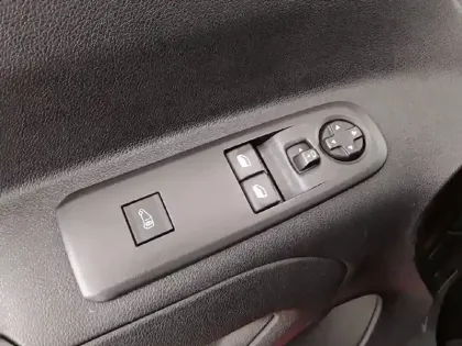 Photo 19 Citroën Berlingo  650 KG BLUEHDI 130 S&S EAT8