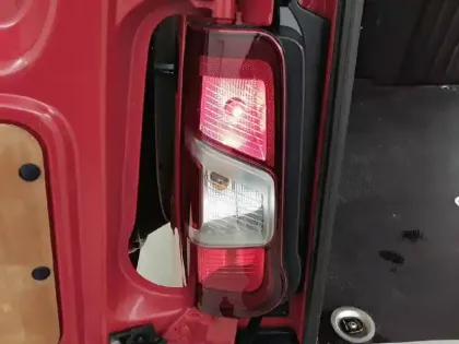 Photo 16 Citroën Berlingo  650 KG BLUEHDI 130 S&S EAT8