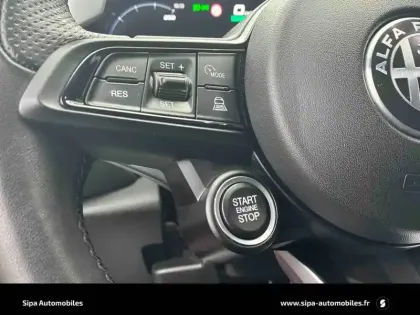 Photo 21 Alfa Romeo Tonale  1.3 Hybride Rechargeable PHEV 280ch AT6 e-Q4