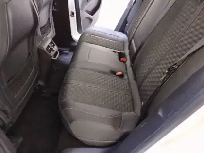 Photo 11 Peugeot 3008  Hybrid 225 e-EAT8