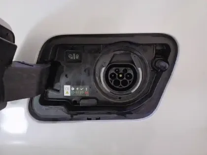 Photo 20 Peugeot 3008  Hybrid 225 e-EAT8