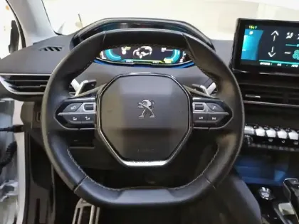 Photo 8 Peugeot 3008  Hybrid 225 e-EAT8