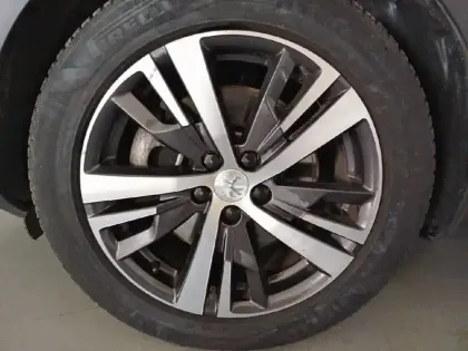 Photo 12 Peugeot 3008  Hybrid 225 e-EAT8