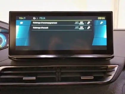 Photo 24 Peugeot 3008  Hybrid 225 e-EAT8