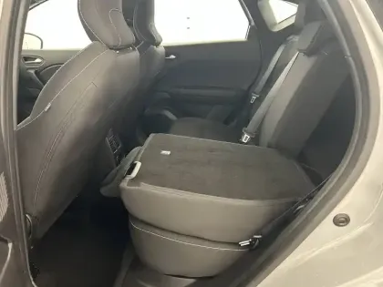 Photo 36 Renault Captur  E-Tech full hybrid 145 ch