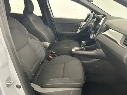 Photo 24 Renault Captur  E-Tech full hybrid 145 ch