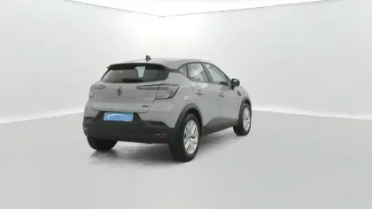 Photo 90 Renault Captur  E-Tech full hybrid 145 ch