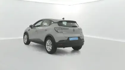 Photo 54 Renault Captur  E-Tech full hybrid 145 ch